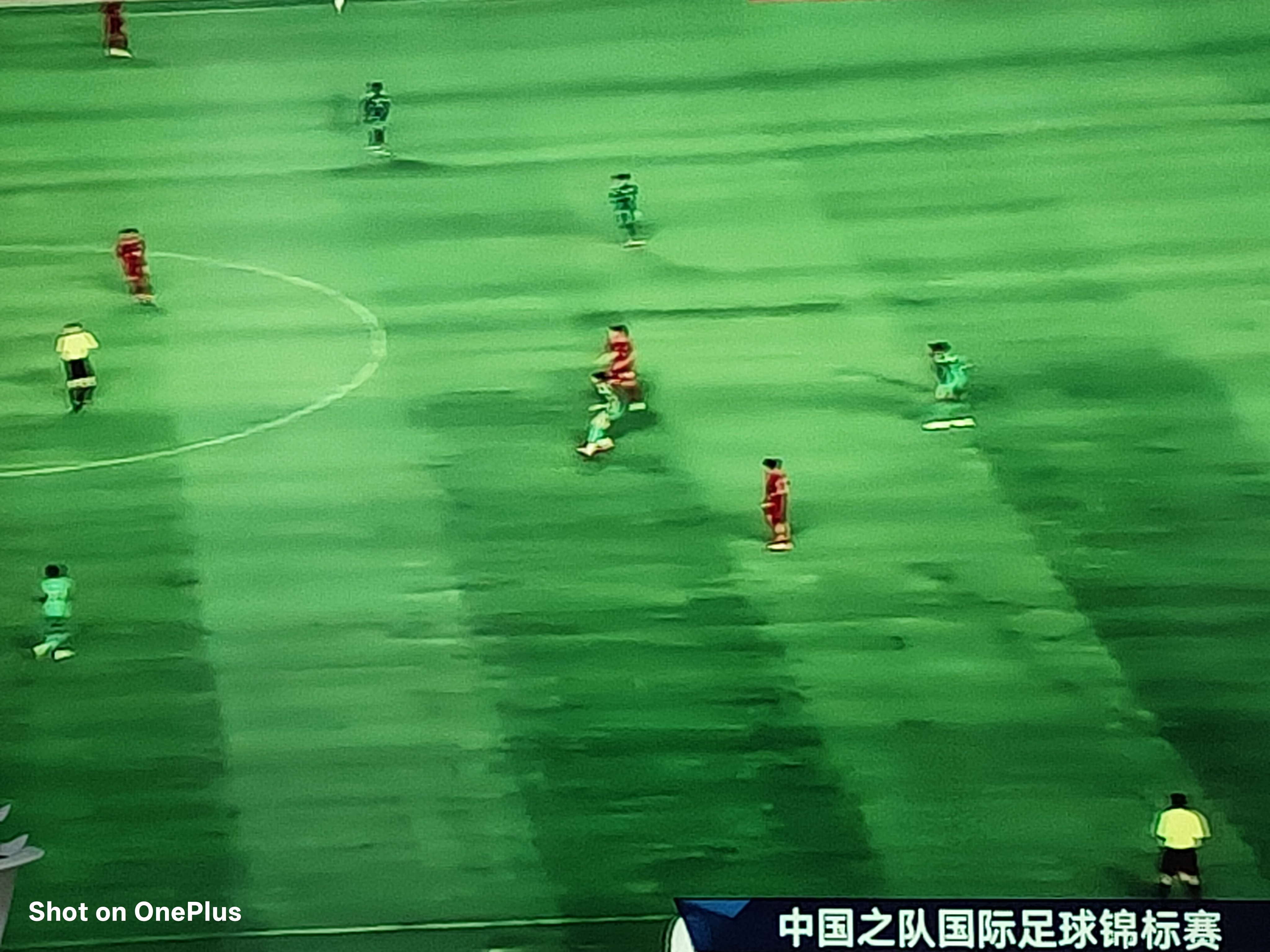 中国球星在外国联赛赛场闪耀，获得高度评价