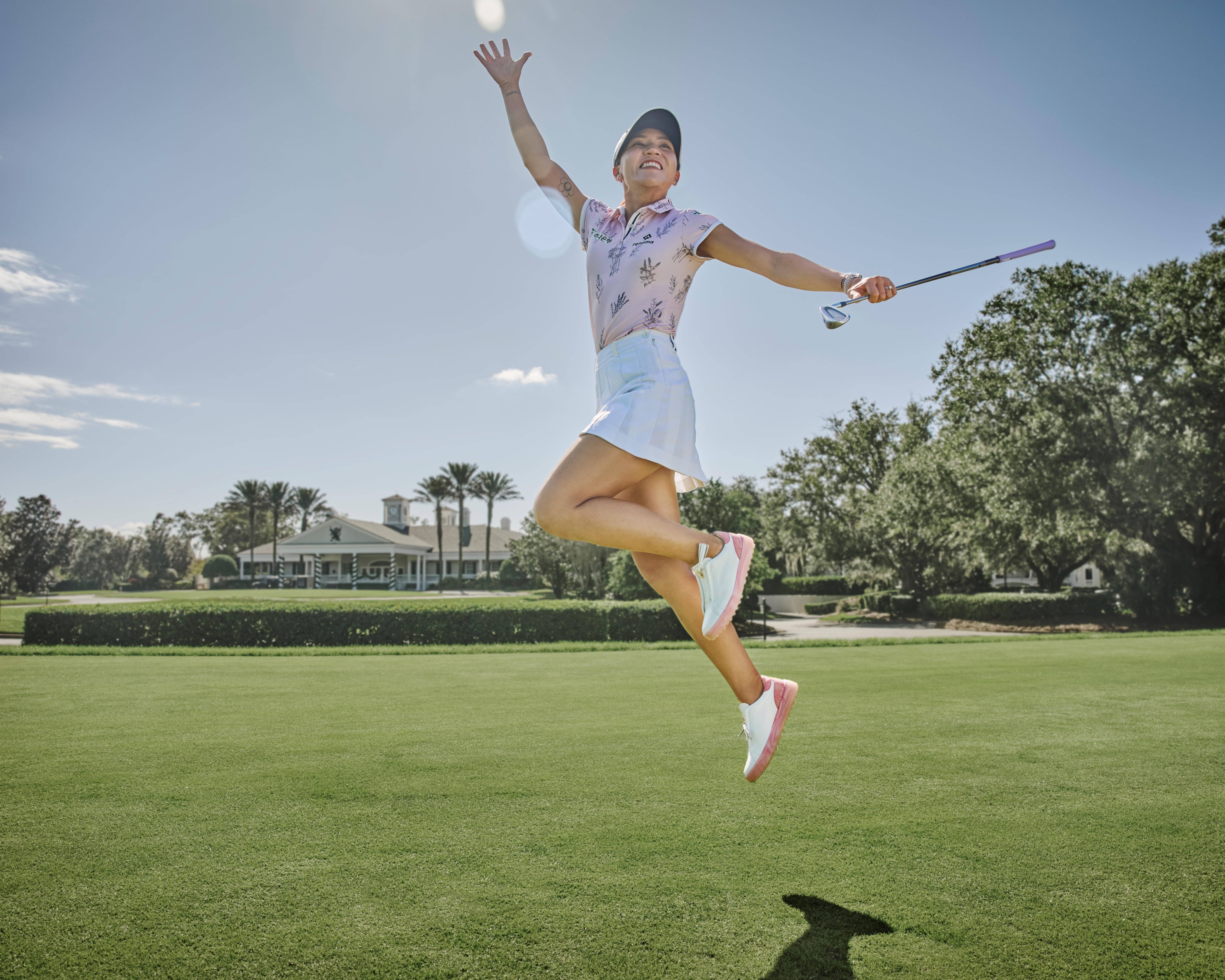 西班牙高尔夫运动员稳定发挥，获得银牌