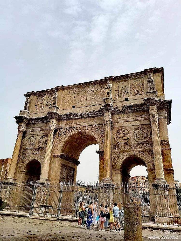 佛罗伦萨市中心发现数十处古罗马时期遗迹，引发历史学家热议的简单介绍