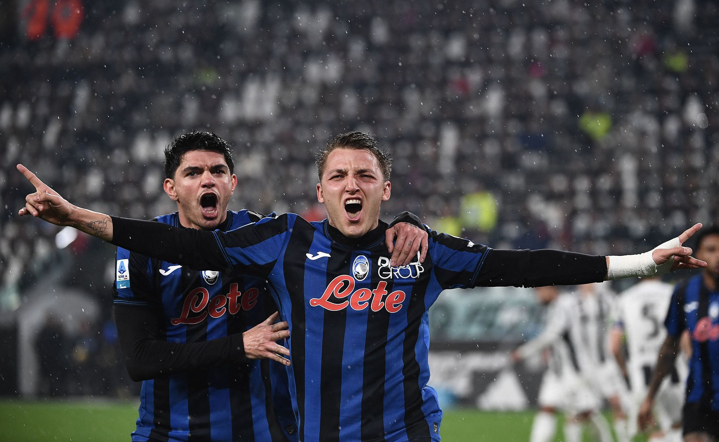 包含尤文图斯迎战巴黎,名将齐聚场上的词条 包含尤文图斯迎战巴黎,名将齐聚场上的词条