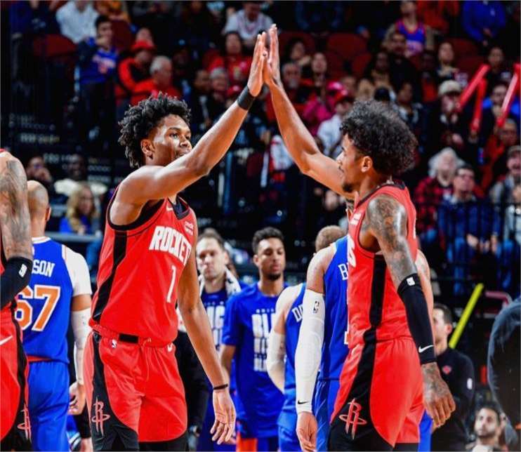 灰熊大胜热火,取得两连胜的简单介绍 灰熊大胜热火,取得两连胜的简单介绍