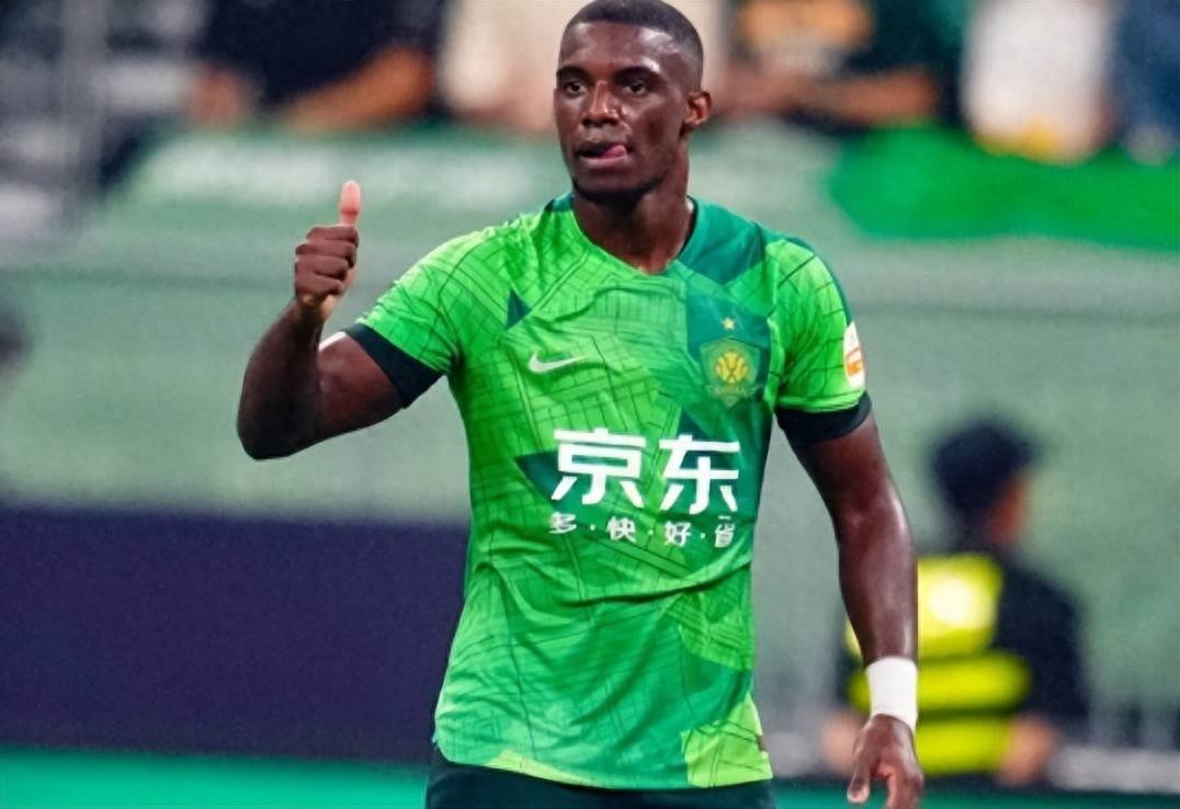 恒大新援表现神勇,帮助球队击败国安 恒大新援表现神勇,帮助球队击败国安