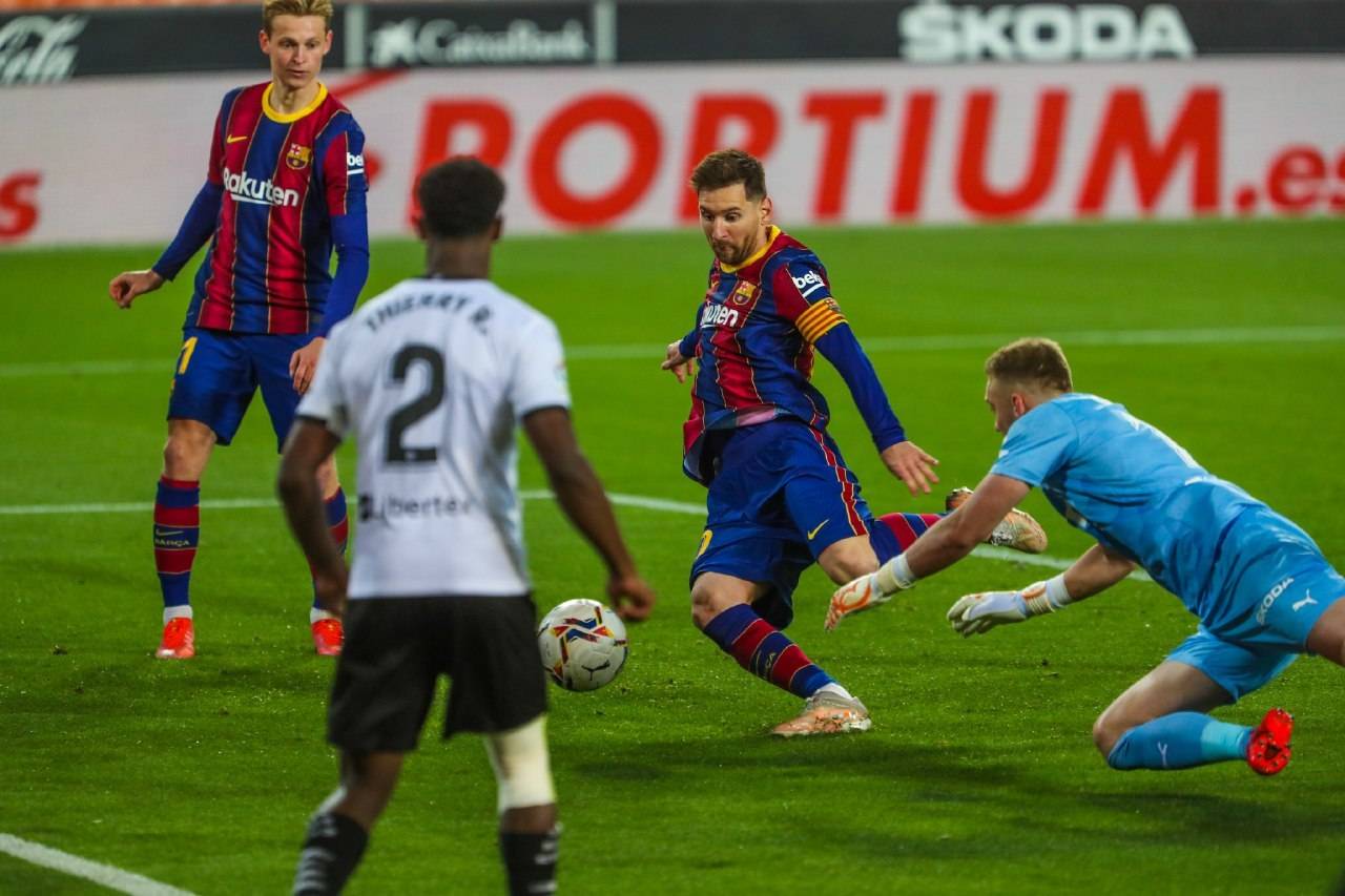 包含瓦伦西亚反败为胜，逆转绝佳的词条