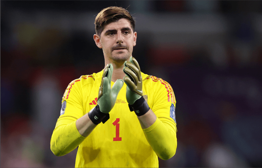 爱游戏在线登录-包含库尔图瓦展现出色的守门表现的词条